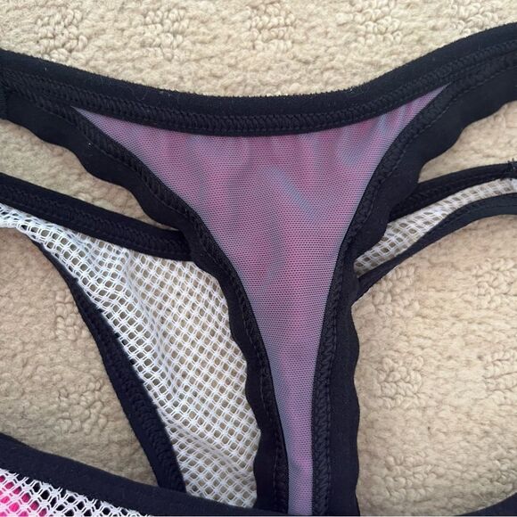 Victoria's Secret VSX Sport Hot Pink Underwire Mesh Racerback Lined Sports Bra - Picture 8 of 14